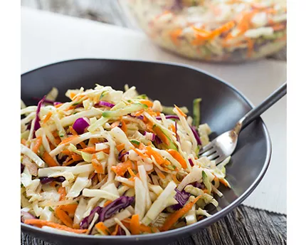 Salade de chou et concombre