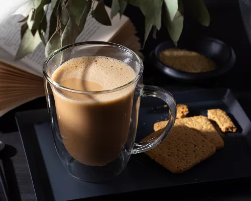 Kopi cham (mélange malaisien de café et de thé)