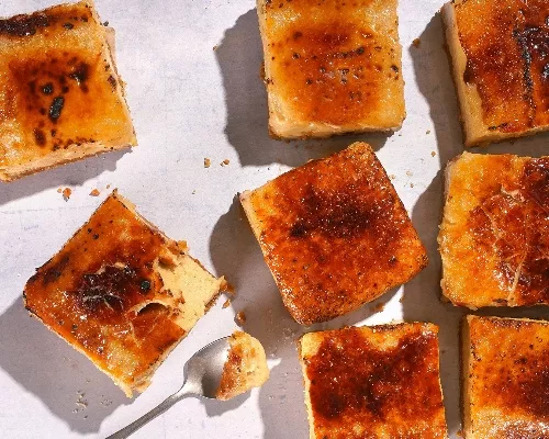Barres de gâteau au fromage façon crème brûlée